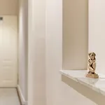 Royal Theatre And Apartamento