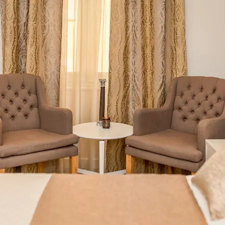 Апартаменти Royal Theatre And Спліт